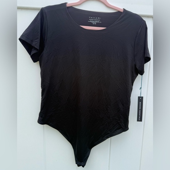 Tahari Modern Essentials Black Short Sleeve Women's Bodysuit.  Size XL.  NWT. - Picture 1 of 8